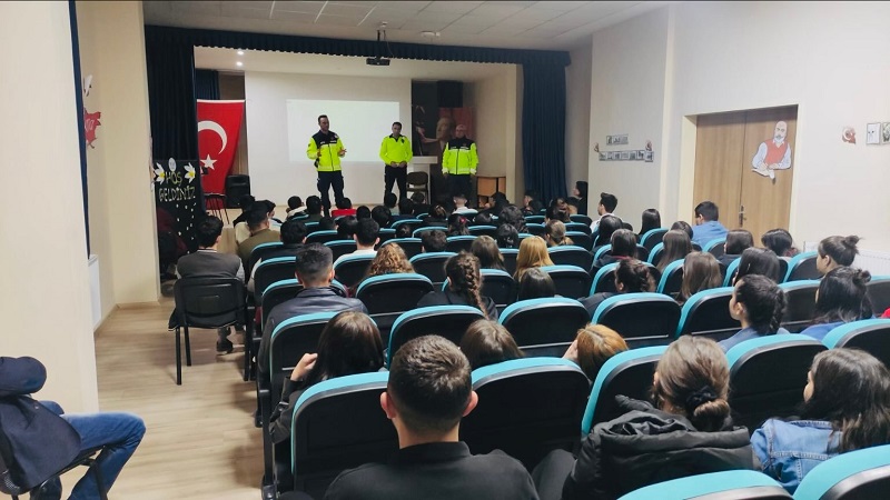 28 Nisan  - 02 Mayıs 2025 Tarihinde Öğrencilere ve Yetişkinlere Yönelik Trafik Eğitim Faaliyeti